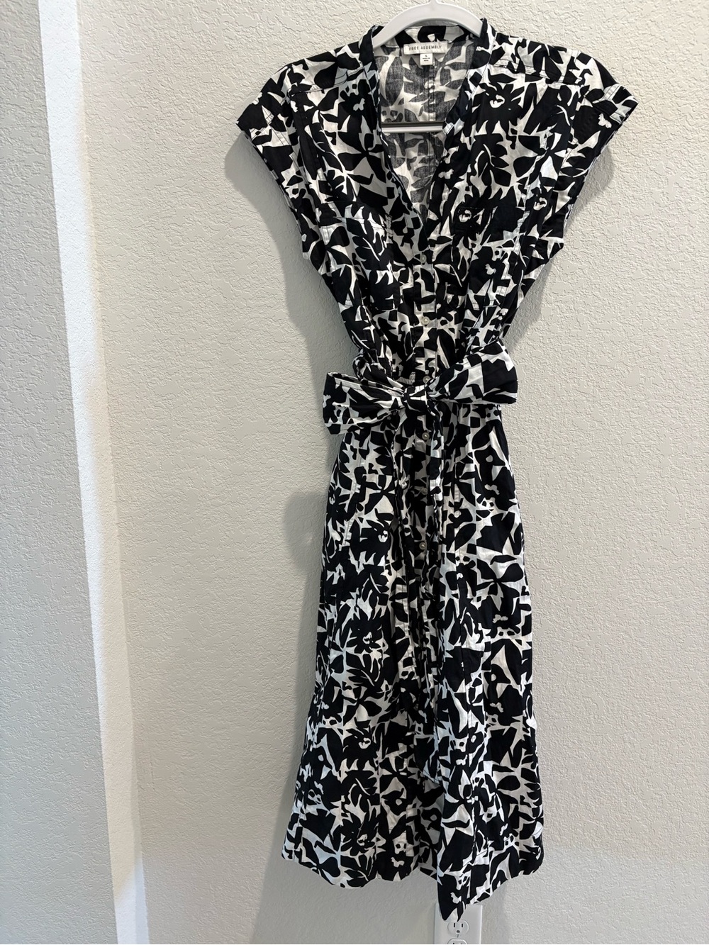 Black & White Floral Button Up Midi Dress with Tie Waist